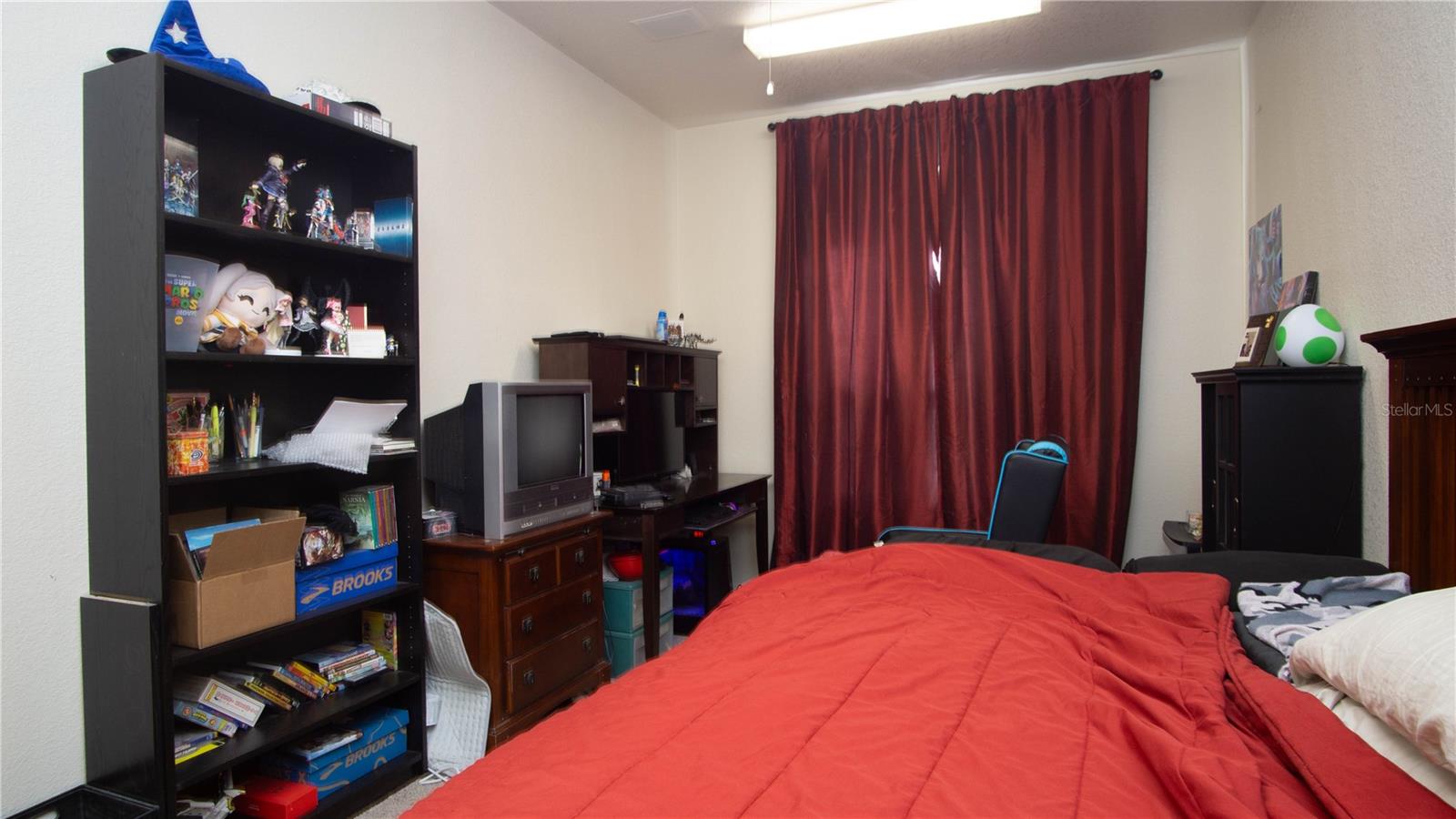 Image 33 of 73 For 8130 215th Terrace