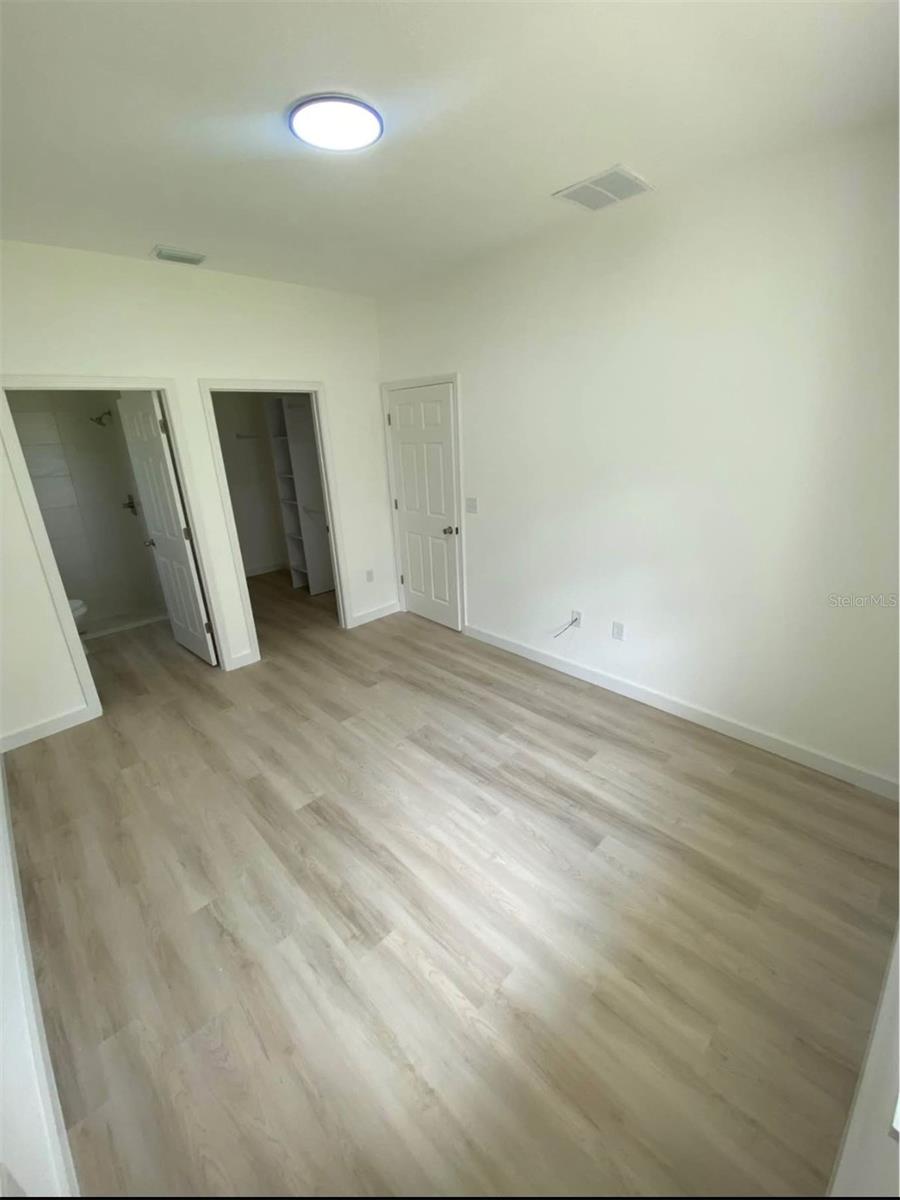 Image 11 of 16 For 6904 Se 25th Ave