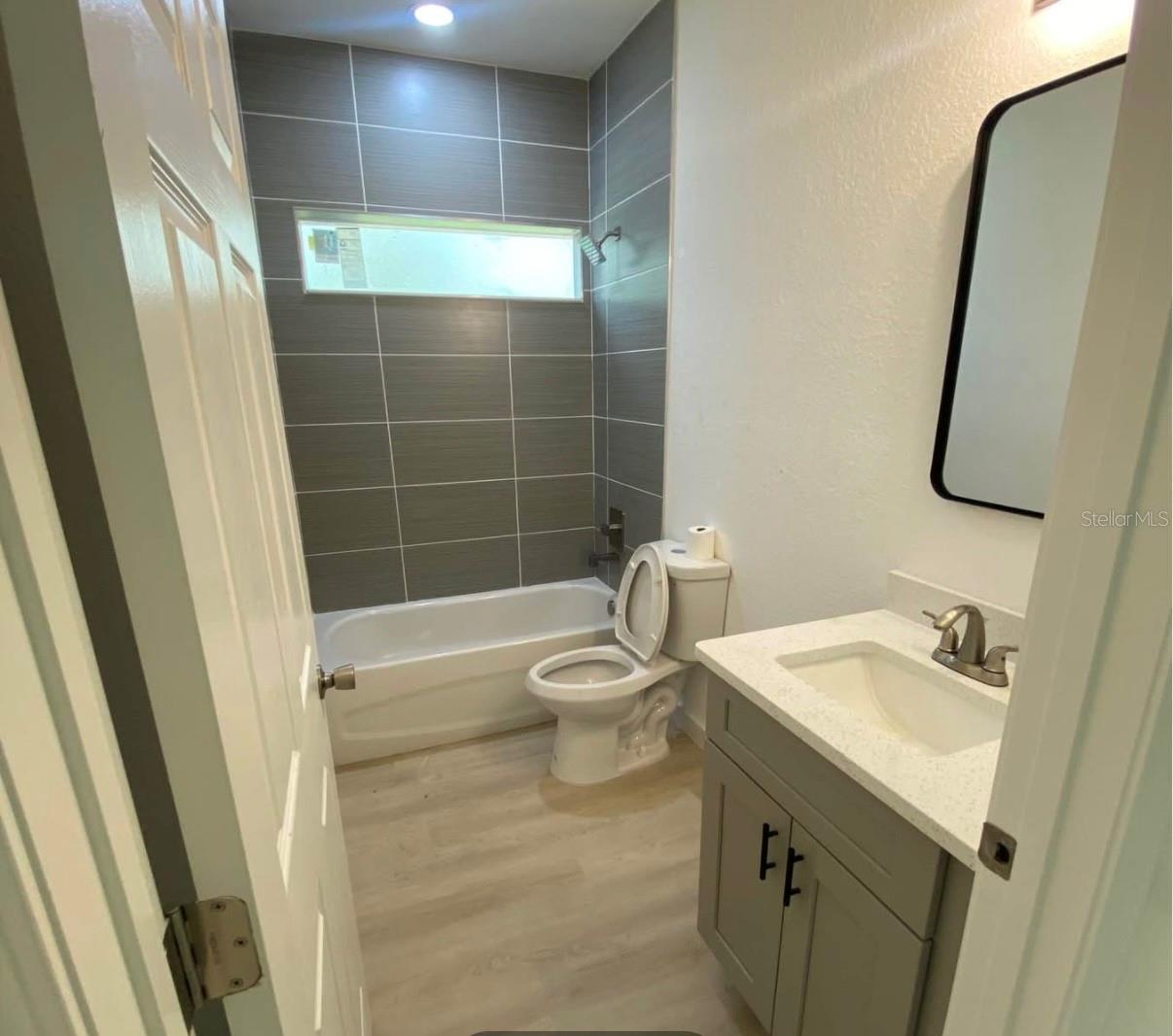 Image 14 of 16 For 6904 Se 25th Ave