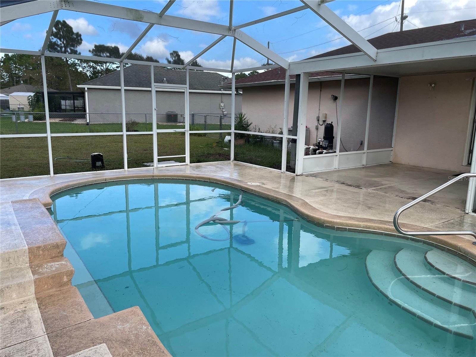 Image 4 of 13 For 33 Hemlock Lane