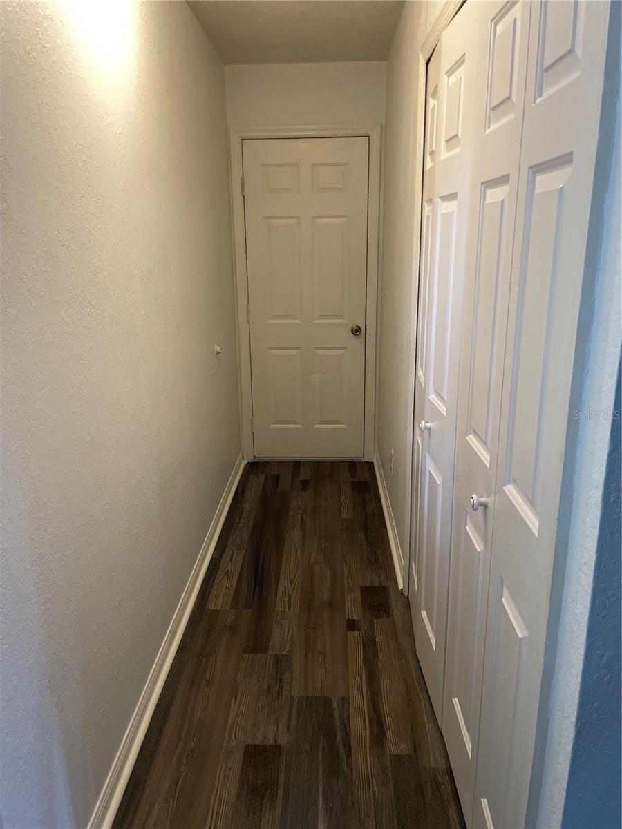 Image 5 of 13 For 33 Hemlock Lane