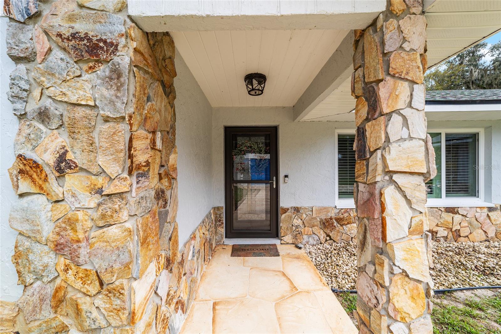 Image 9 of 49 For 223 Nesbitt Terrace