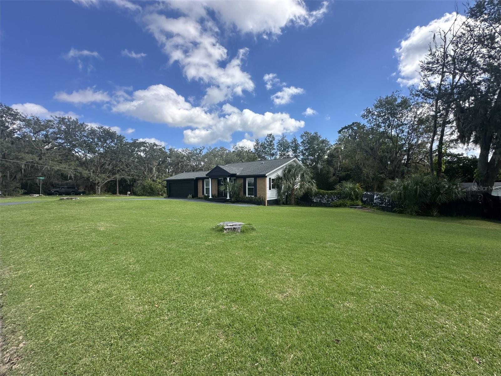 Image 34 of 35 For 1829 6th Avenue