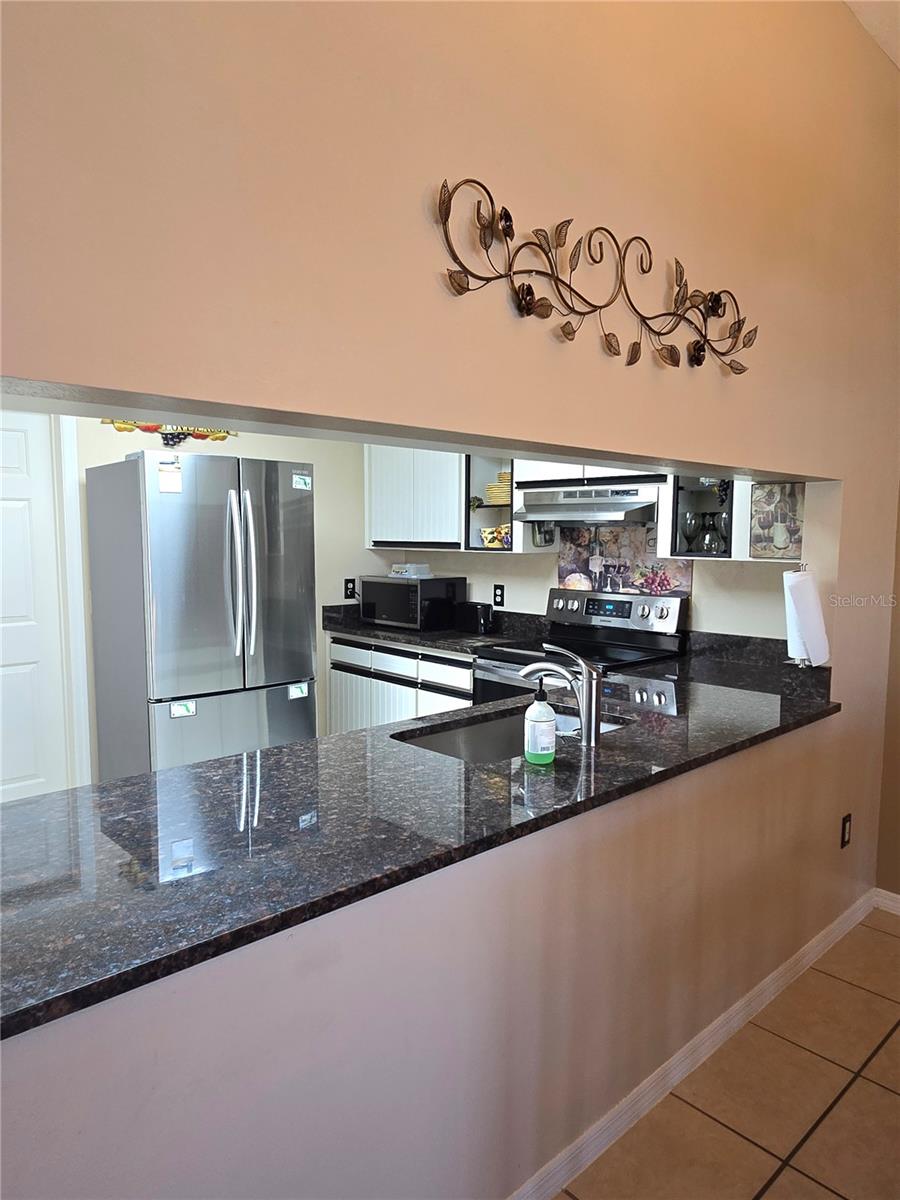 Image 14 of 41 For 2428 20th Court