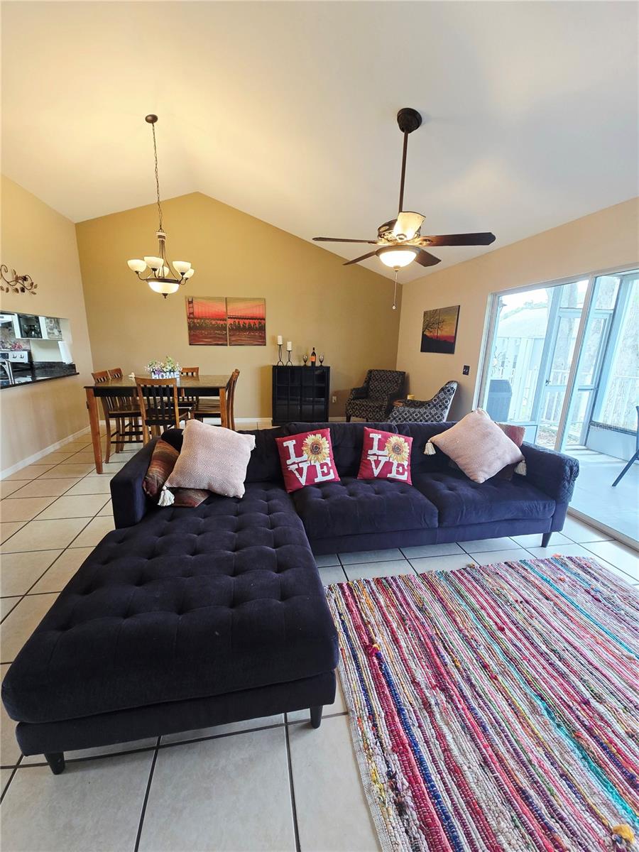 Image 6 of 41 For 2428 20th Court