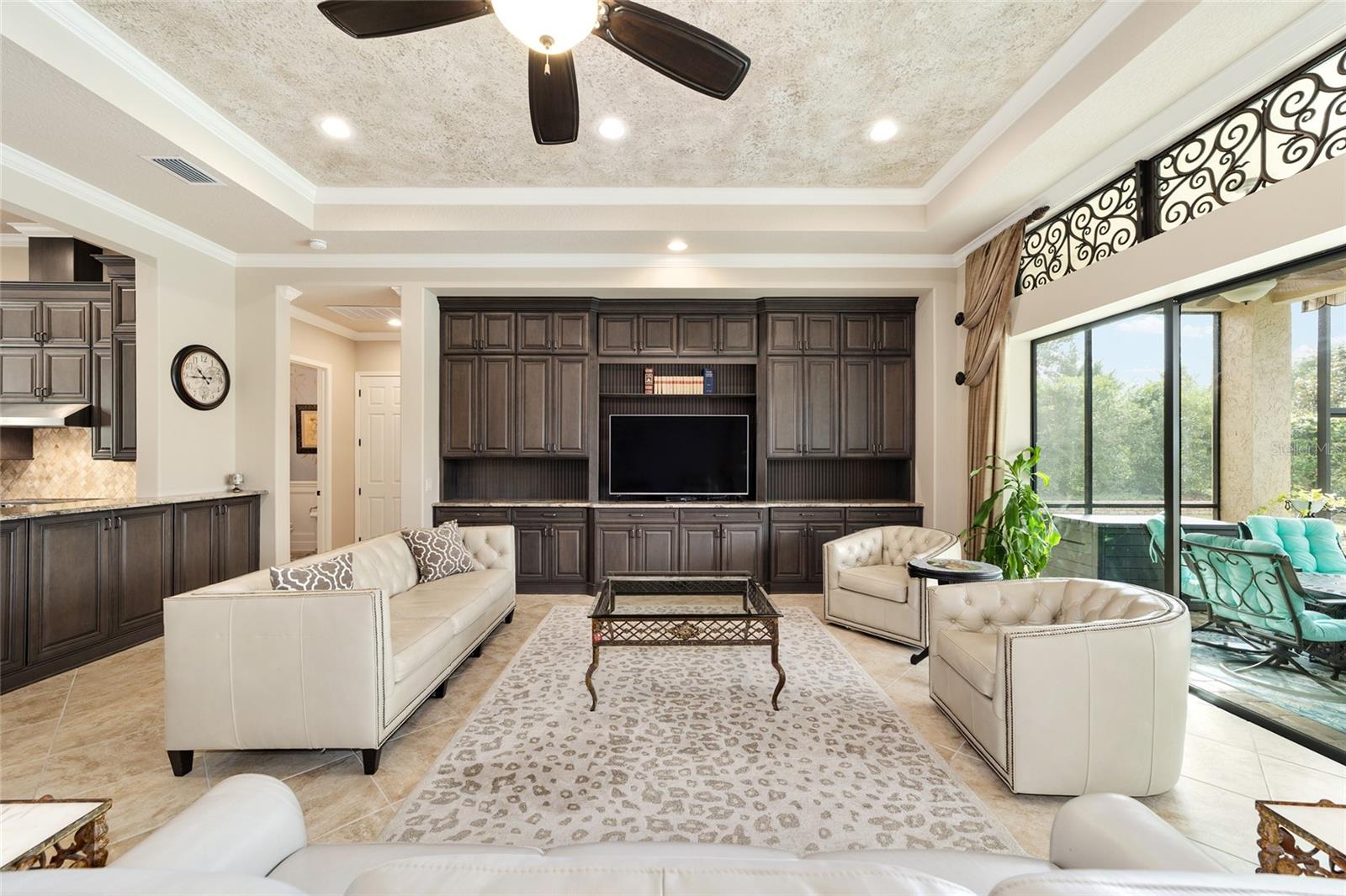 Listing photo id 13 for 1902 Quail Meadow Court