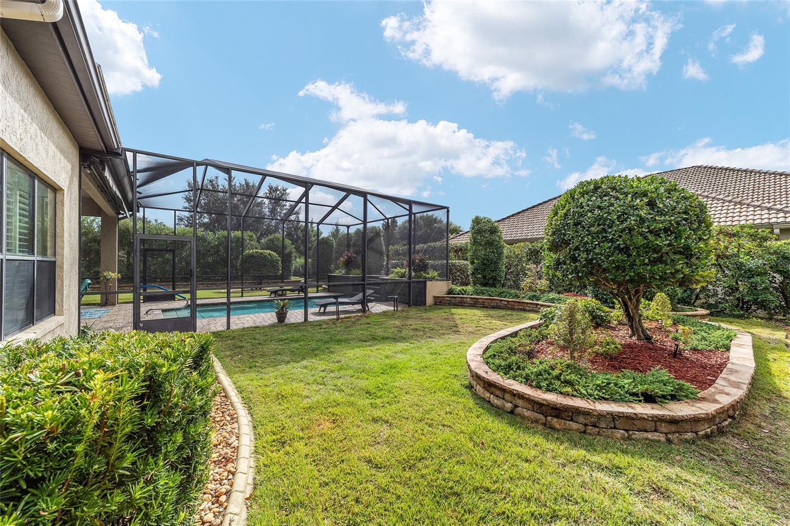 Listing photo id 58 for 1902 Quail Meadow Court