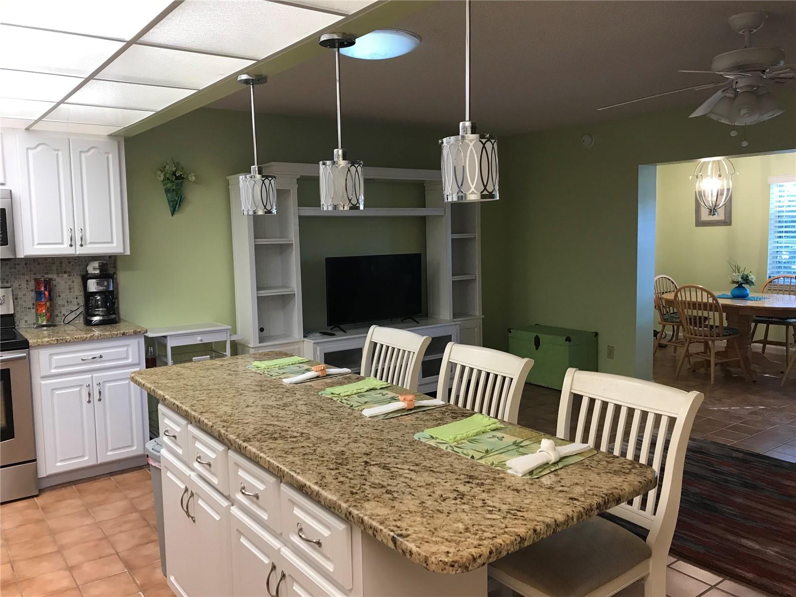 Image 9 of 24 For 9257 82nd Terrace H