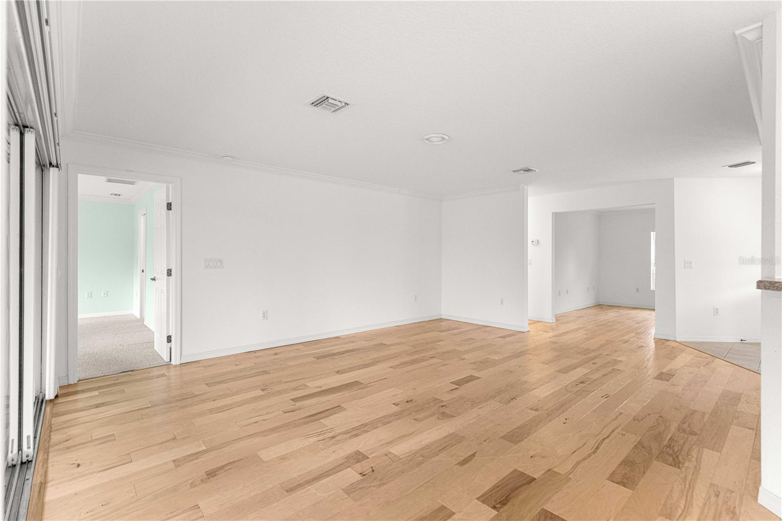 Image 13 of 40 For 9119 99th Court Road