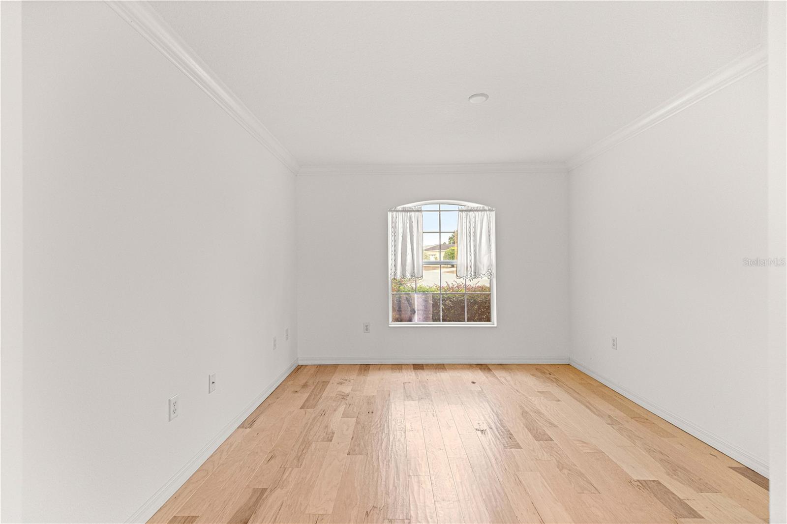 Image 24 of 40 For 9119 99th Court Road