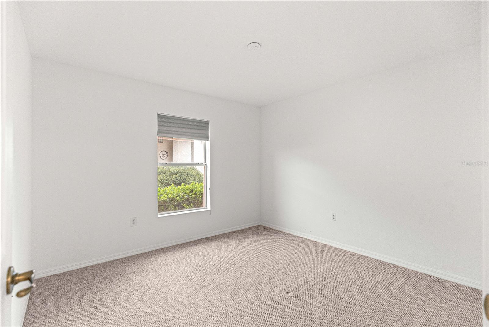 Image 29 of 40 For 9119 99th Court Road