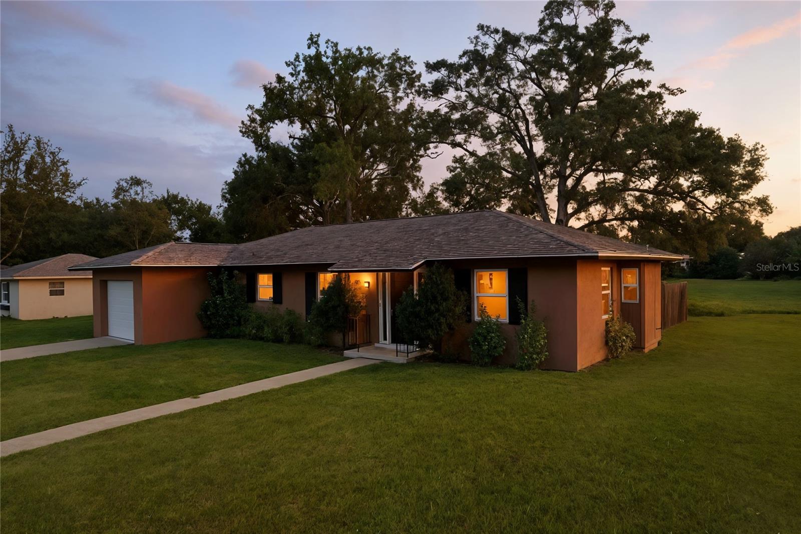 Image 2 of 34 For 2305 Nautilus Drive