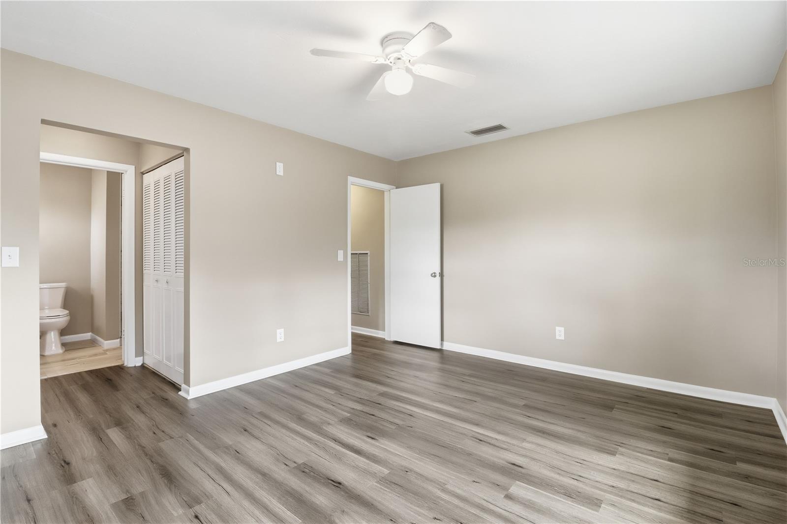 Image 22 of 34 For 2305 Nautilus Drive