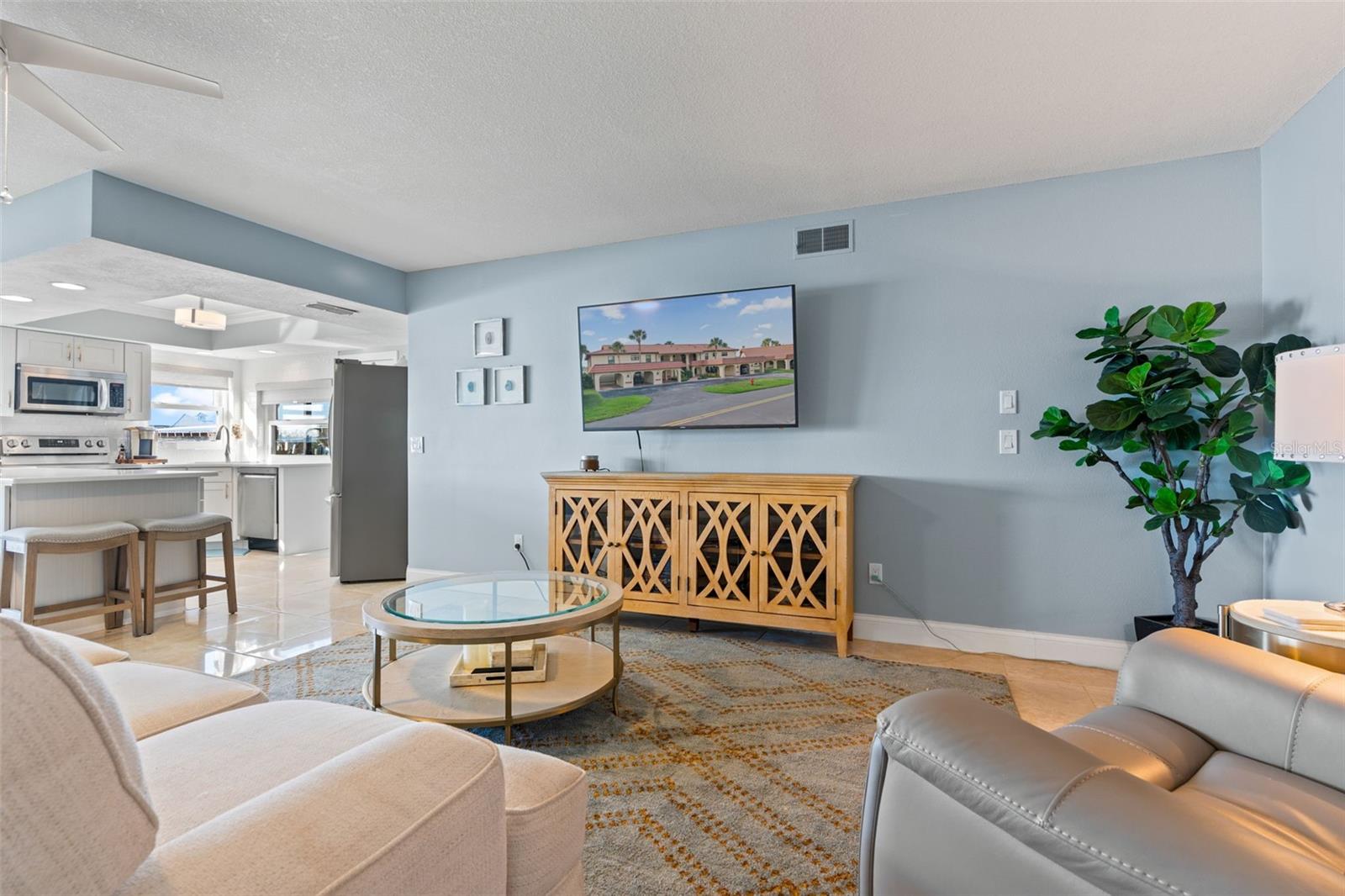 Image 11 of 60 For 371 14th Place