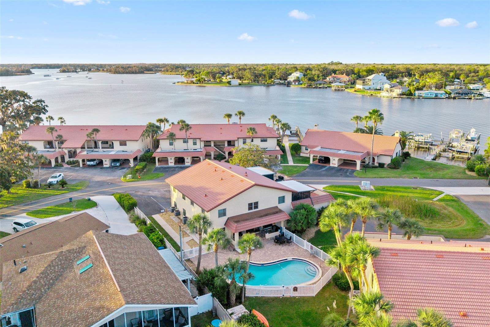 Image 52 of 60 For 371 14th Place