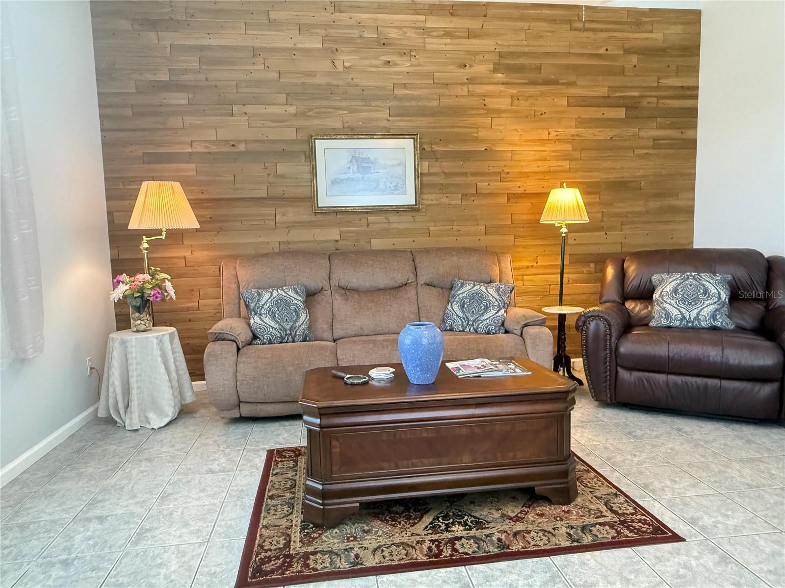 Image 11 of 68 For 2515 53rd Avenue Road