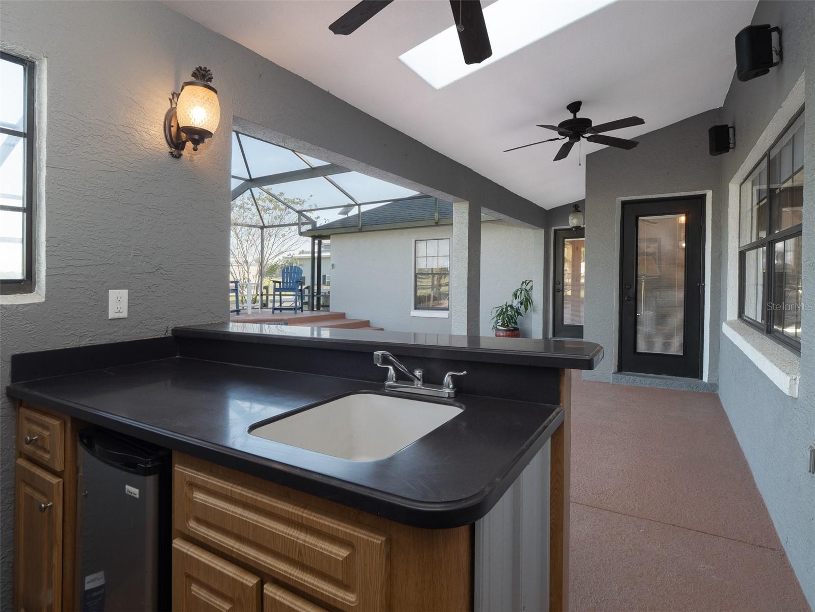 Image 20 of 31 For 15921 Highway 464b