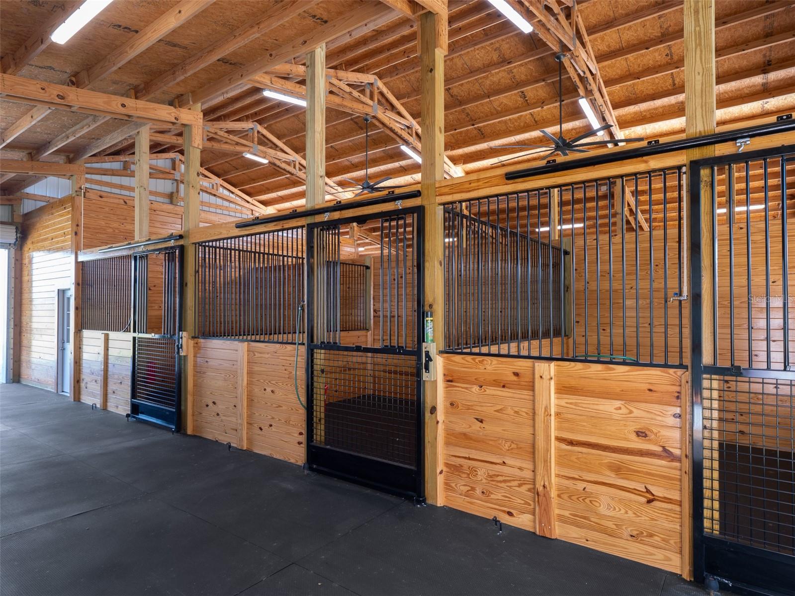 Image 22 of 31 For 15921 Highway 464b