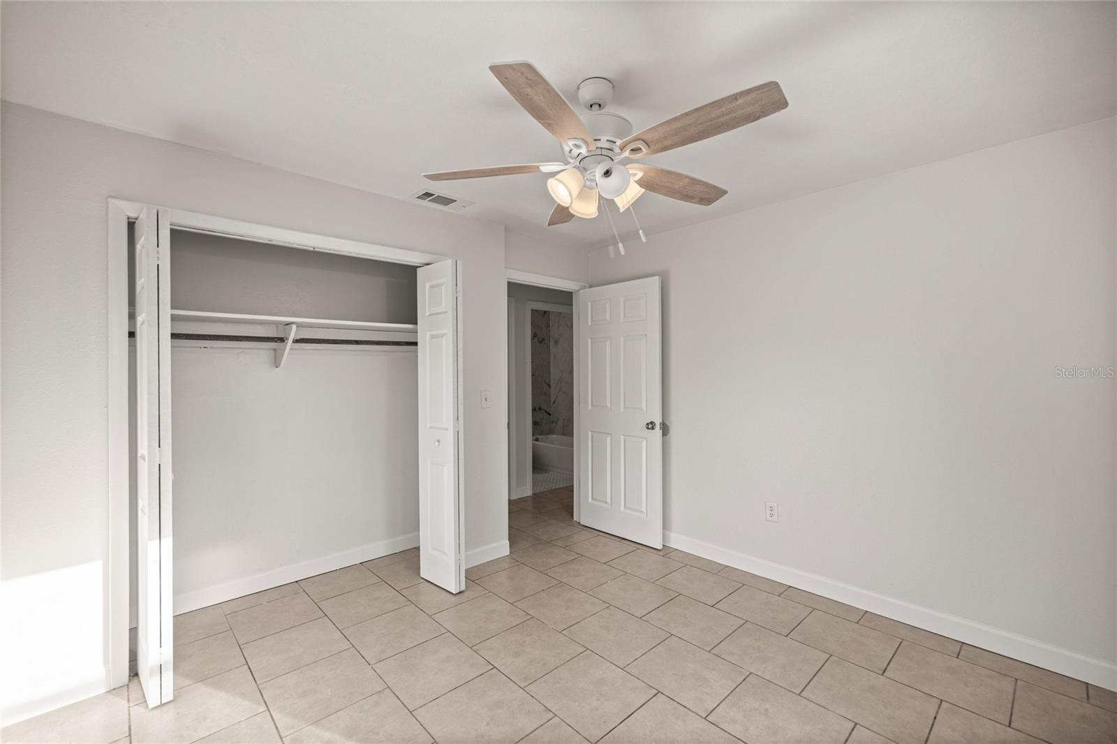 Image 15 of 25 For 3003 24th Avenue