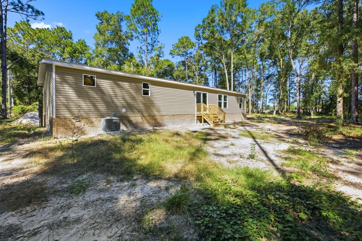 Image 33 of 41 For 1349 109th Avenue