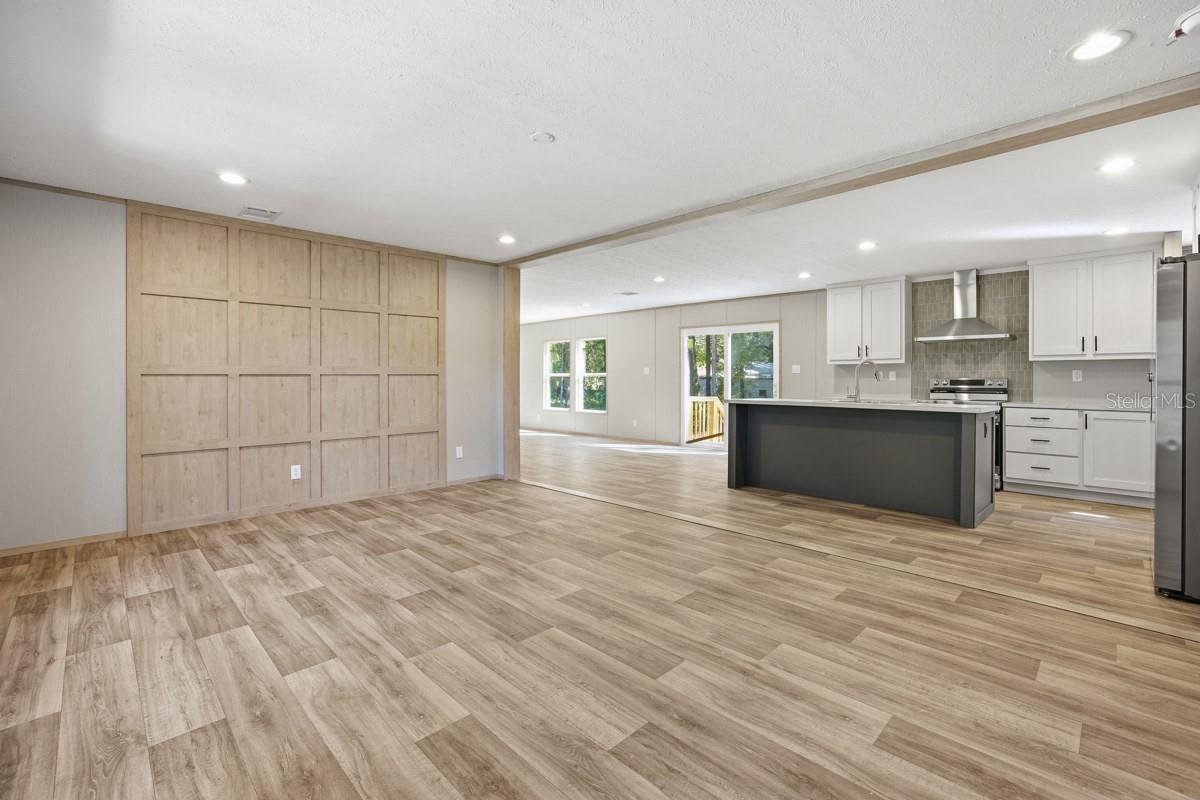 Image 6 of 41 For 1349 109th Avenue