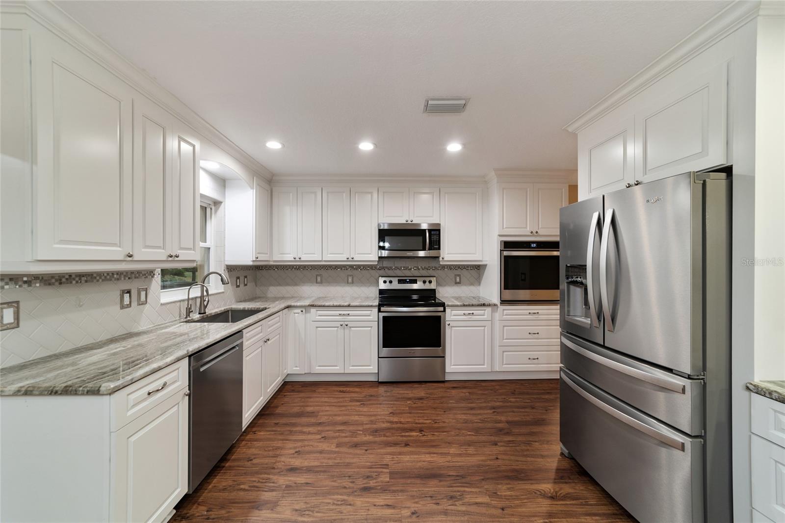 Image 9 of 30 For 9068 82nd Terrace A