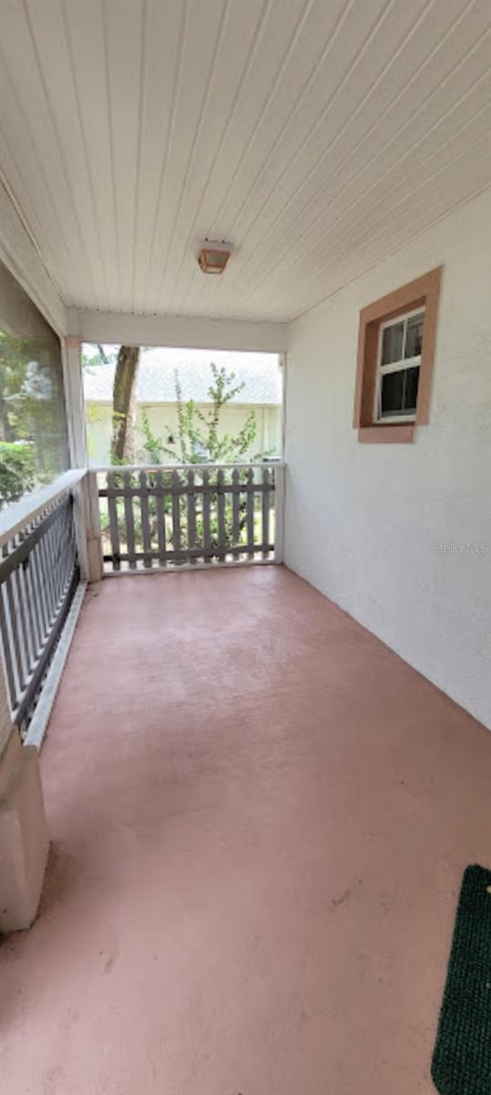 Image 4 of 28 For 19156 101st Street