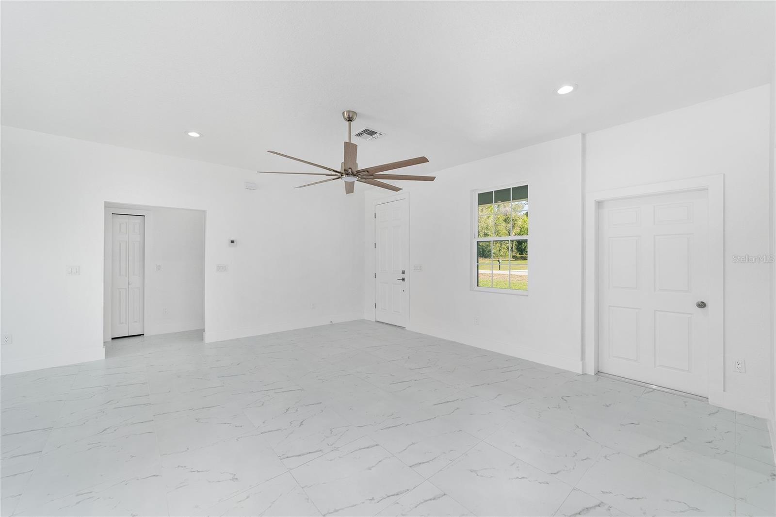 Image 4 of 28 For 14740 105th Avenue