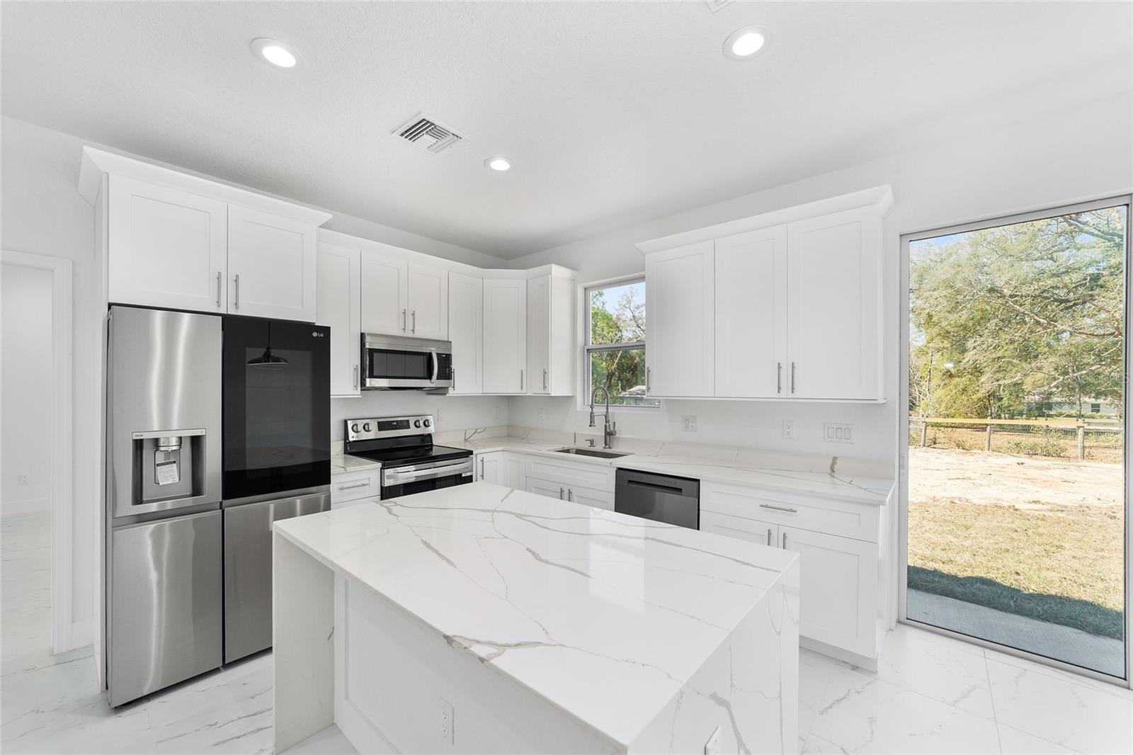 Image 9 of 28 For 14740 105th Avenue