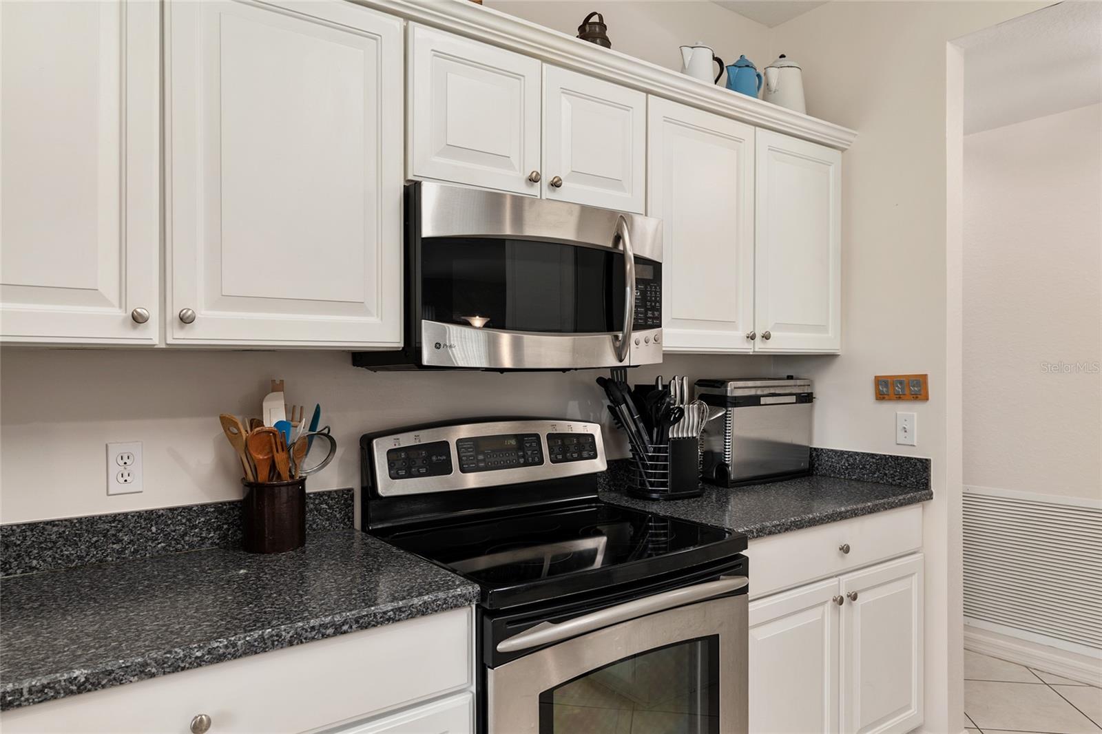 Image 25 of 90 For 9063 120th Loop