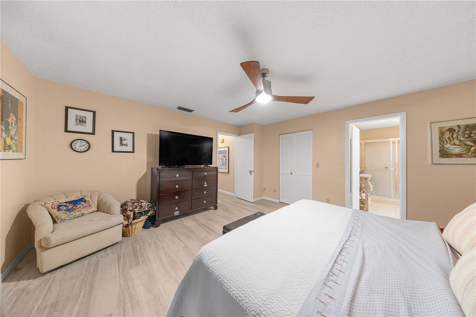 Image 11 of 19 For 8625 94th Lane G