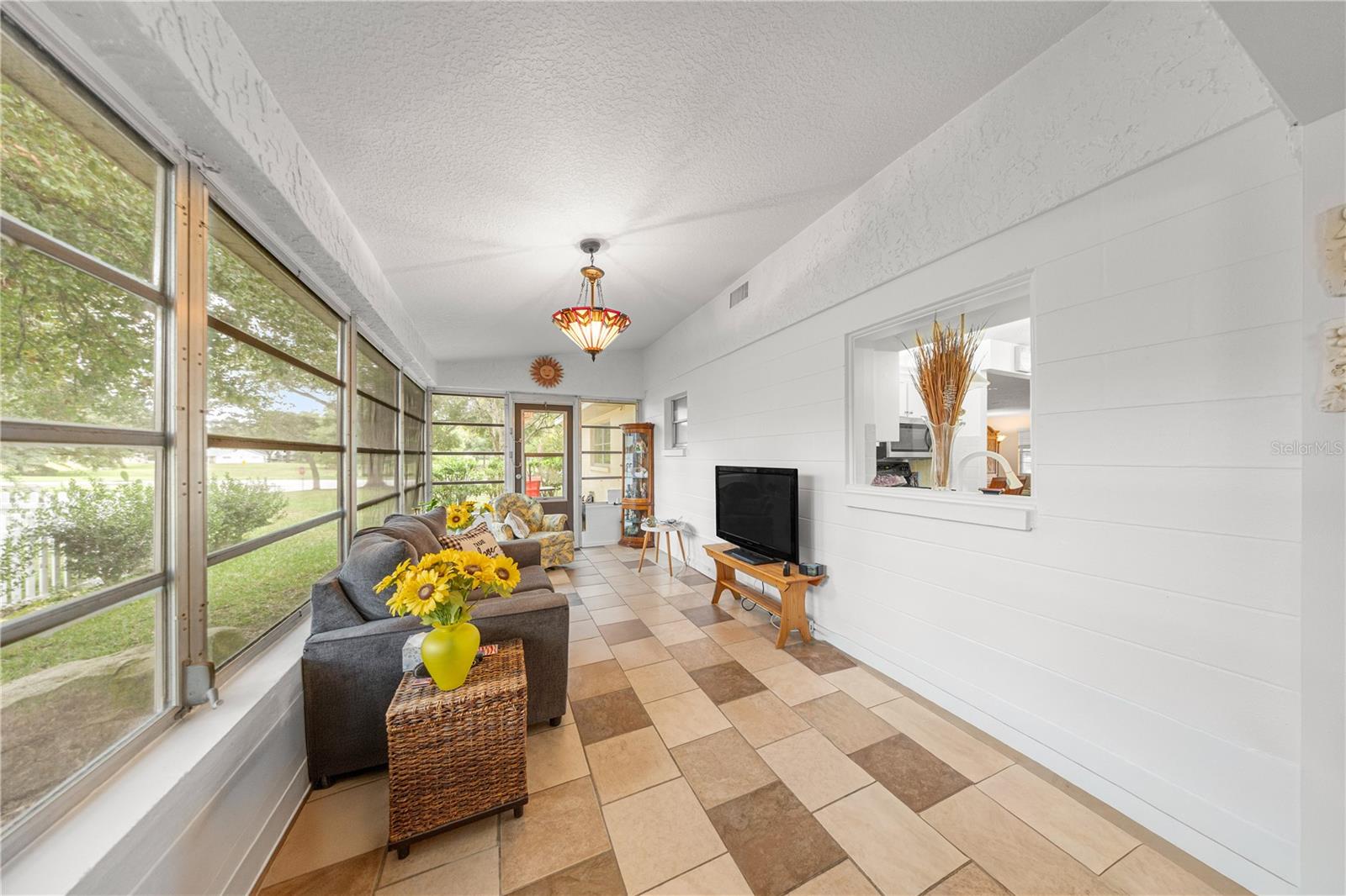 Image 18 of 19 For 8625 94th Lane G