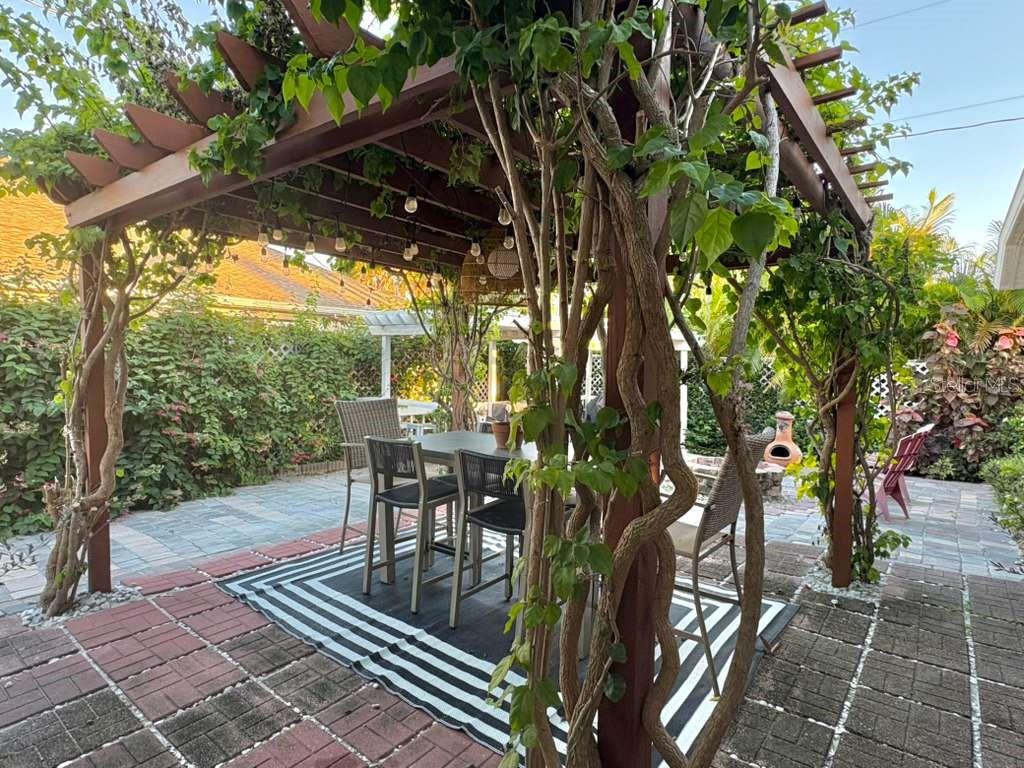 Image 28 of 40 For 3131 Hercules Road