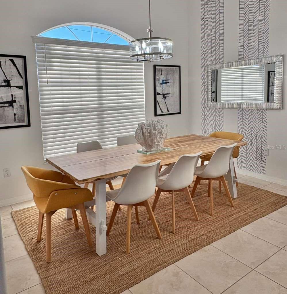 Image 9 of 40 For 3131 Hercules Road