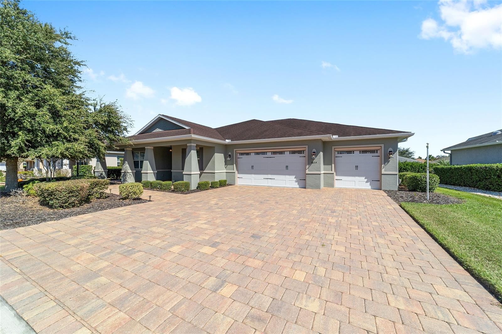 Image 6 of 75 For 8674 94th Circle