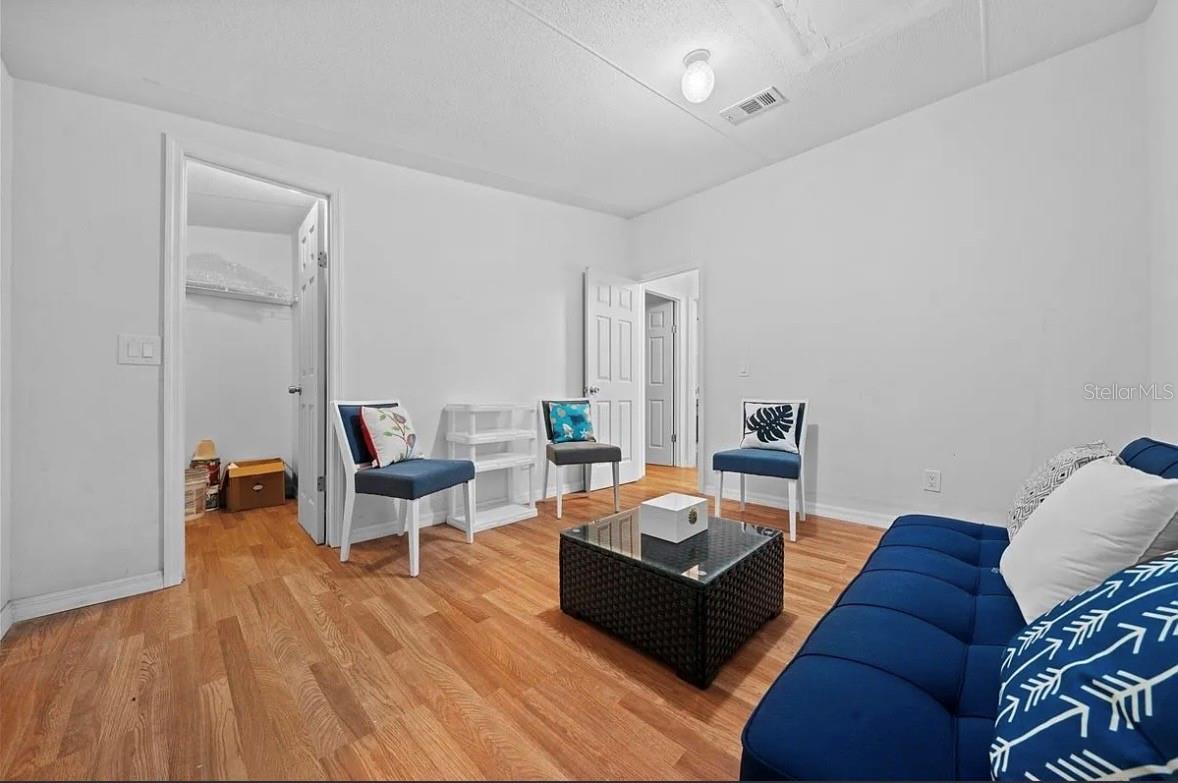 Image 11 of 18 For 13120 90th Street