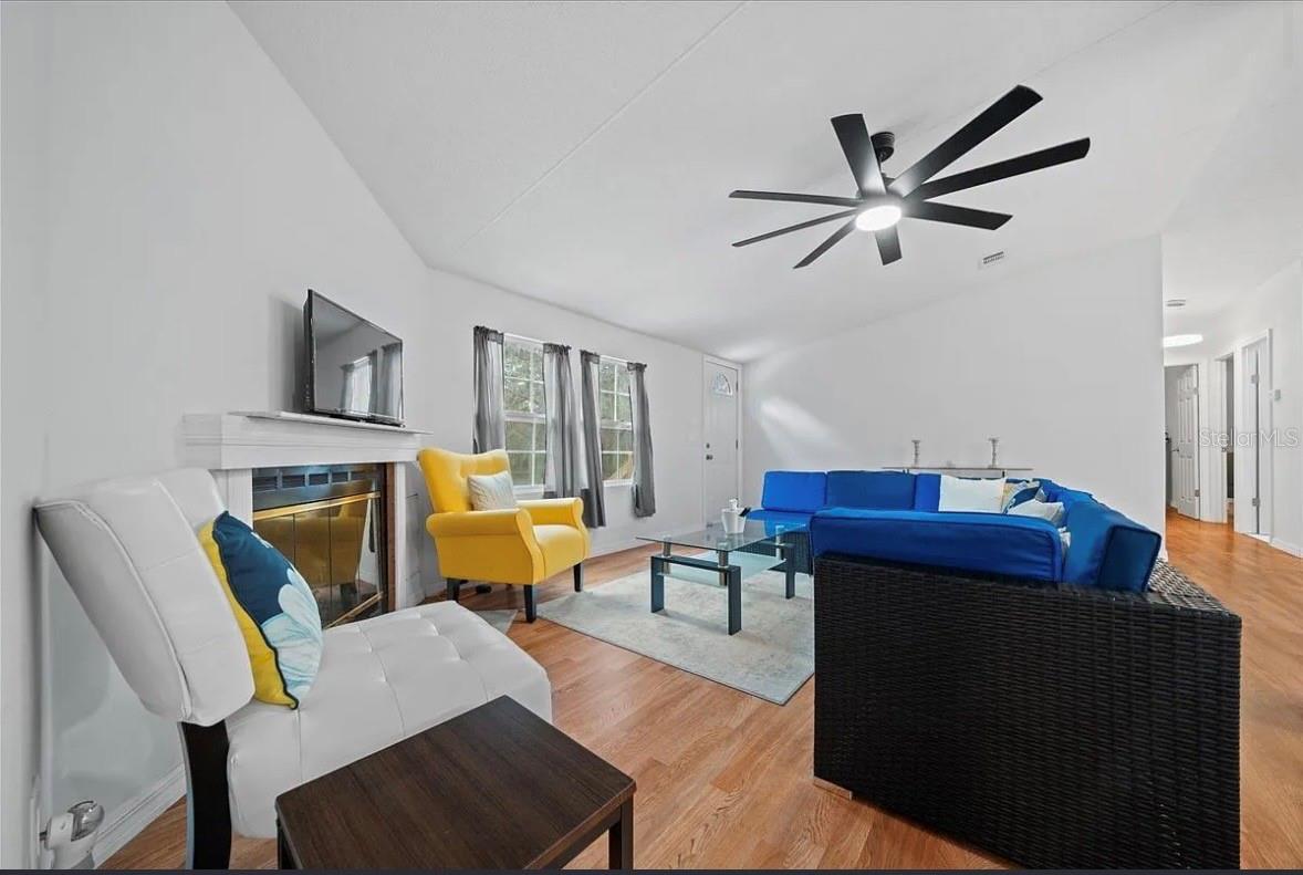 Image 6 of 18 For 13120 90th Street