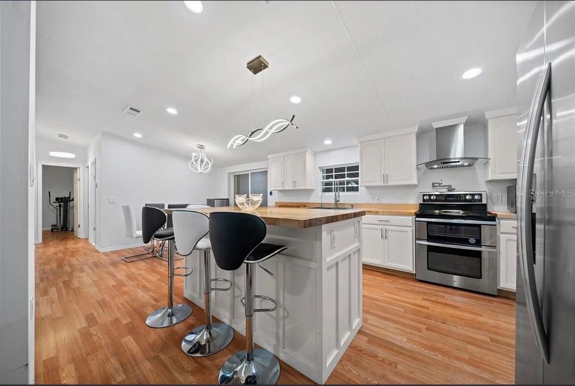 Image 7 of 18 For 13120 90th Street