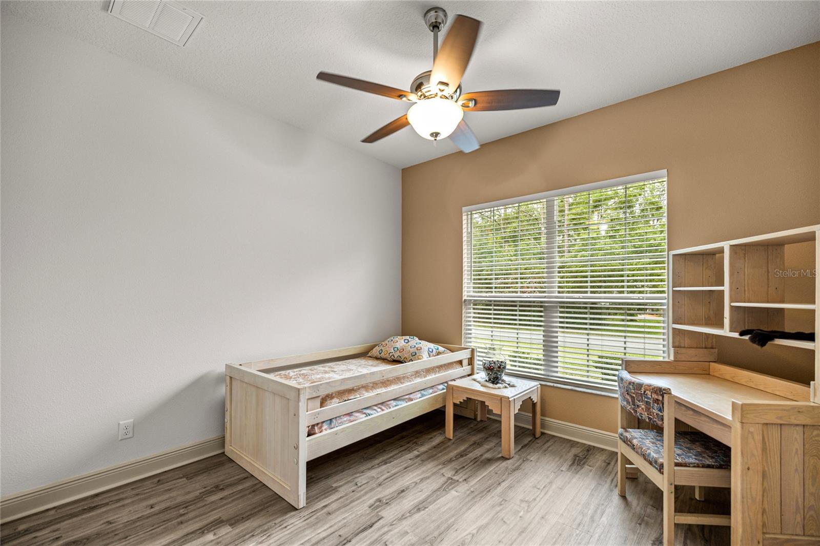 Image 16 of 41 For 2383 Brentwood Circle