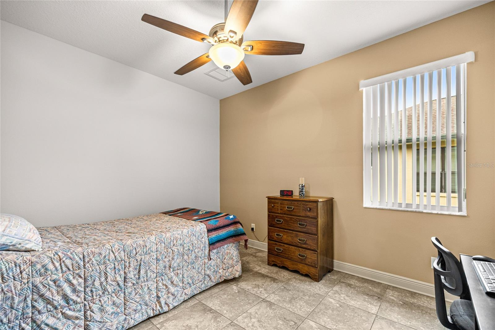 Image 19 of 41 For 2383 Brentwood Circle