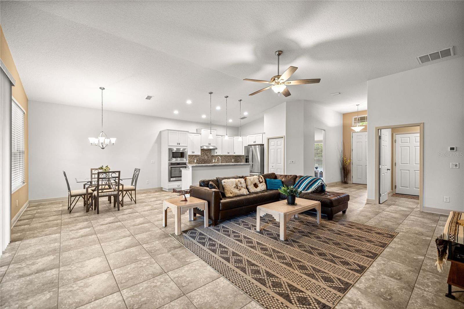 Image 7 of 41 For 2383 Brentwood Circle