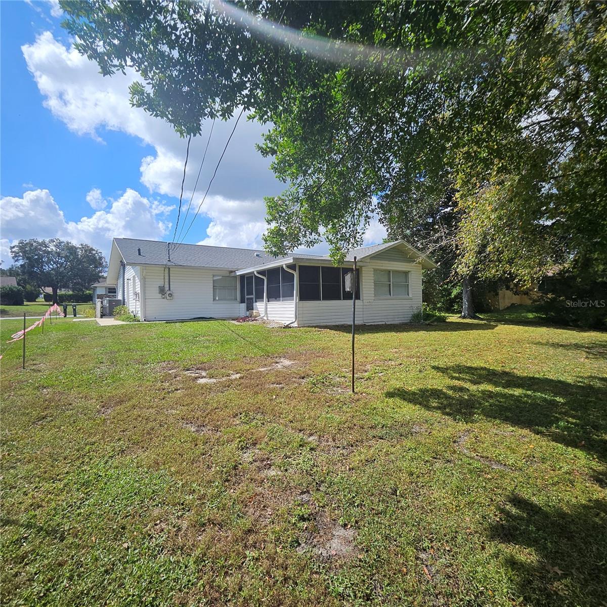 Image 11 of 61 For 879 Beakrush Lane