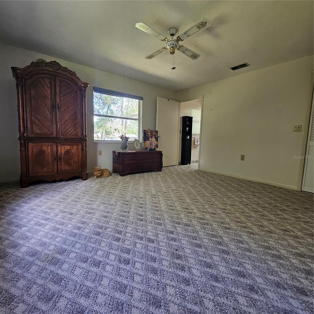 Image 22 of 61 For 879 Beakrush Lane