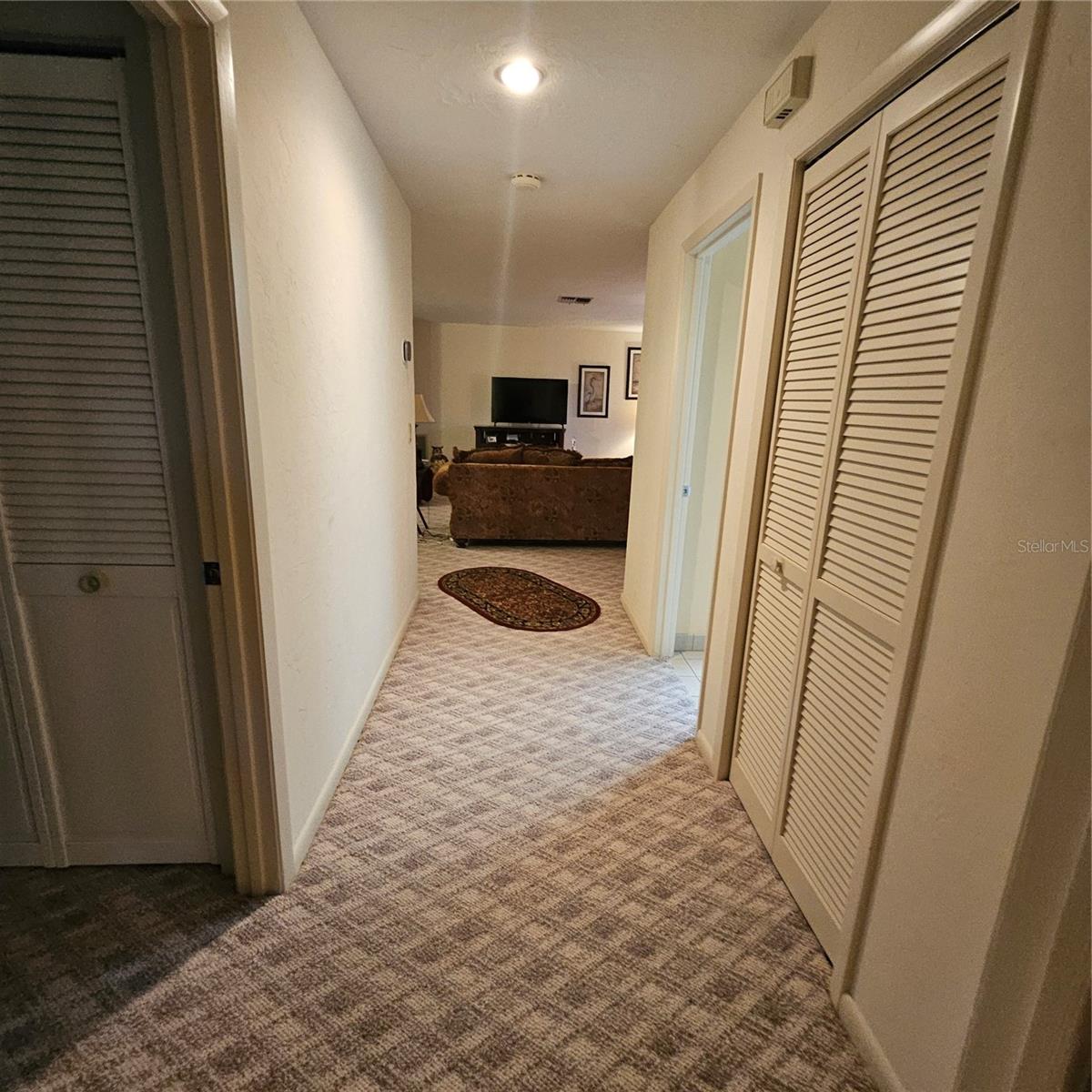 Image 32 of 61 For 879 Beakrush Lane