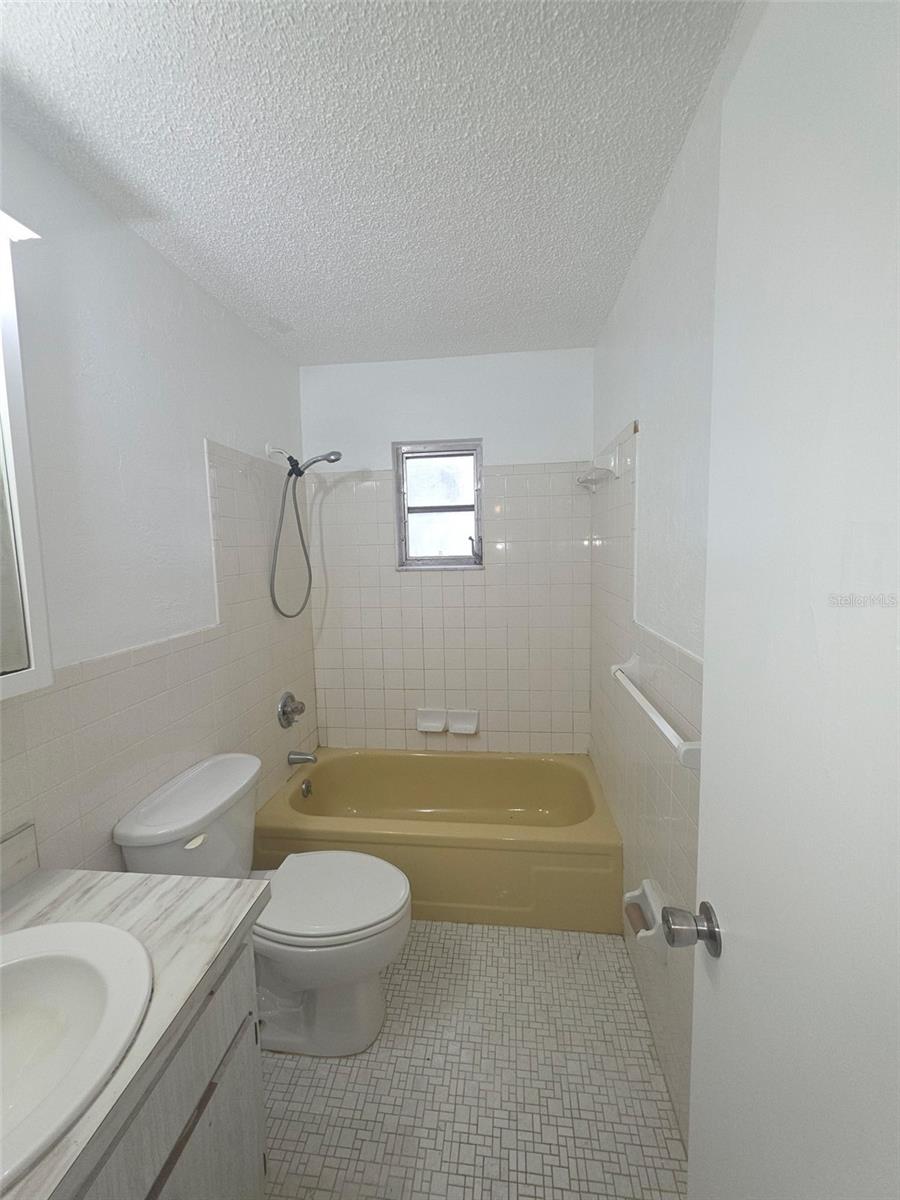 Image 6 of 9 For 9530 32nd Court