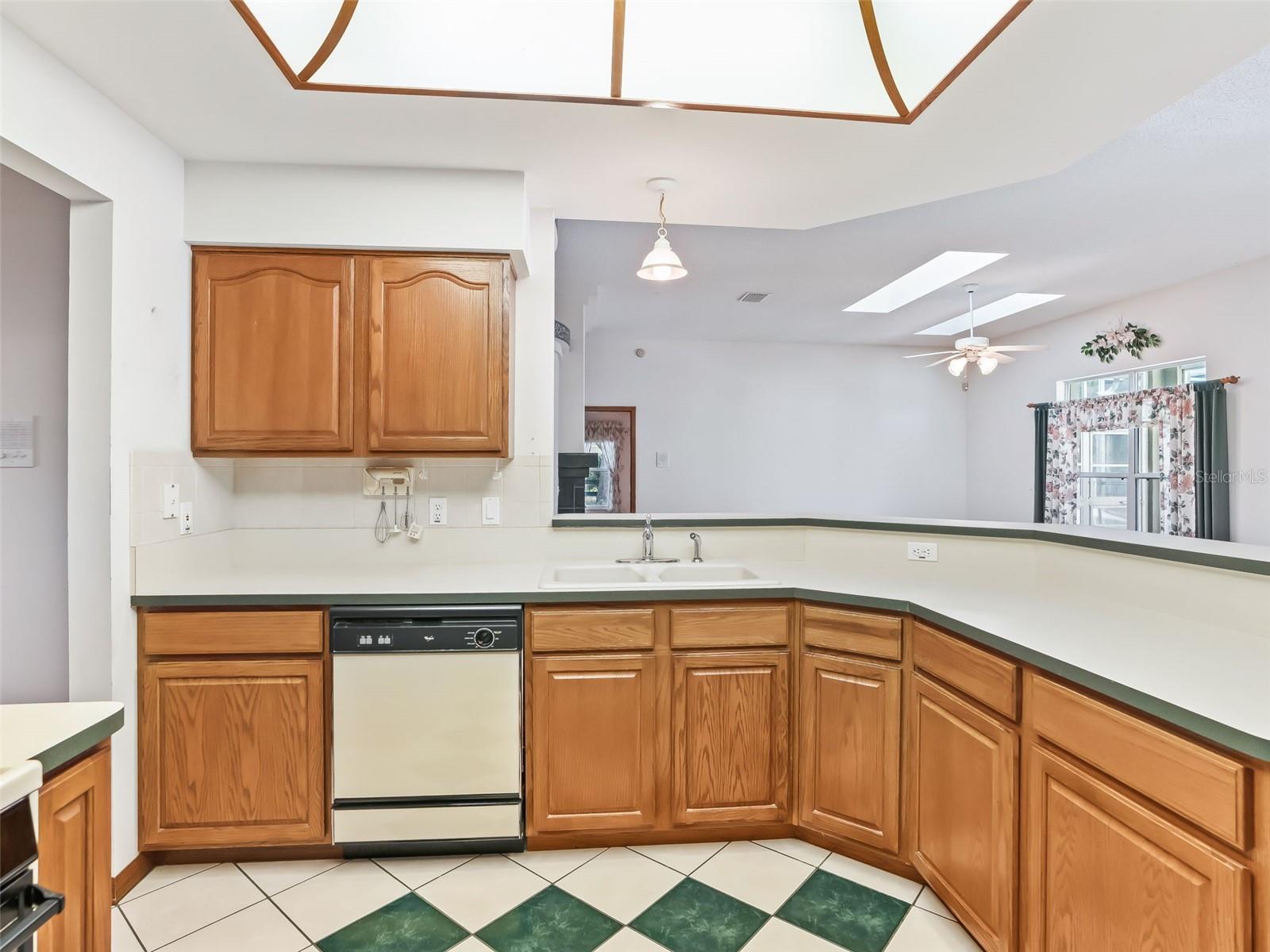 Image 13 of 42 For 3302 49th Terrace