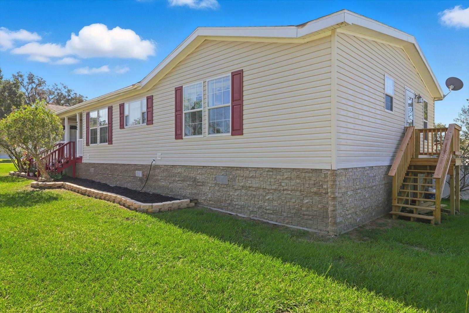 Image 4 of 45 For 6264 142nd Lane