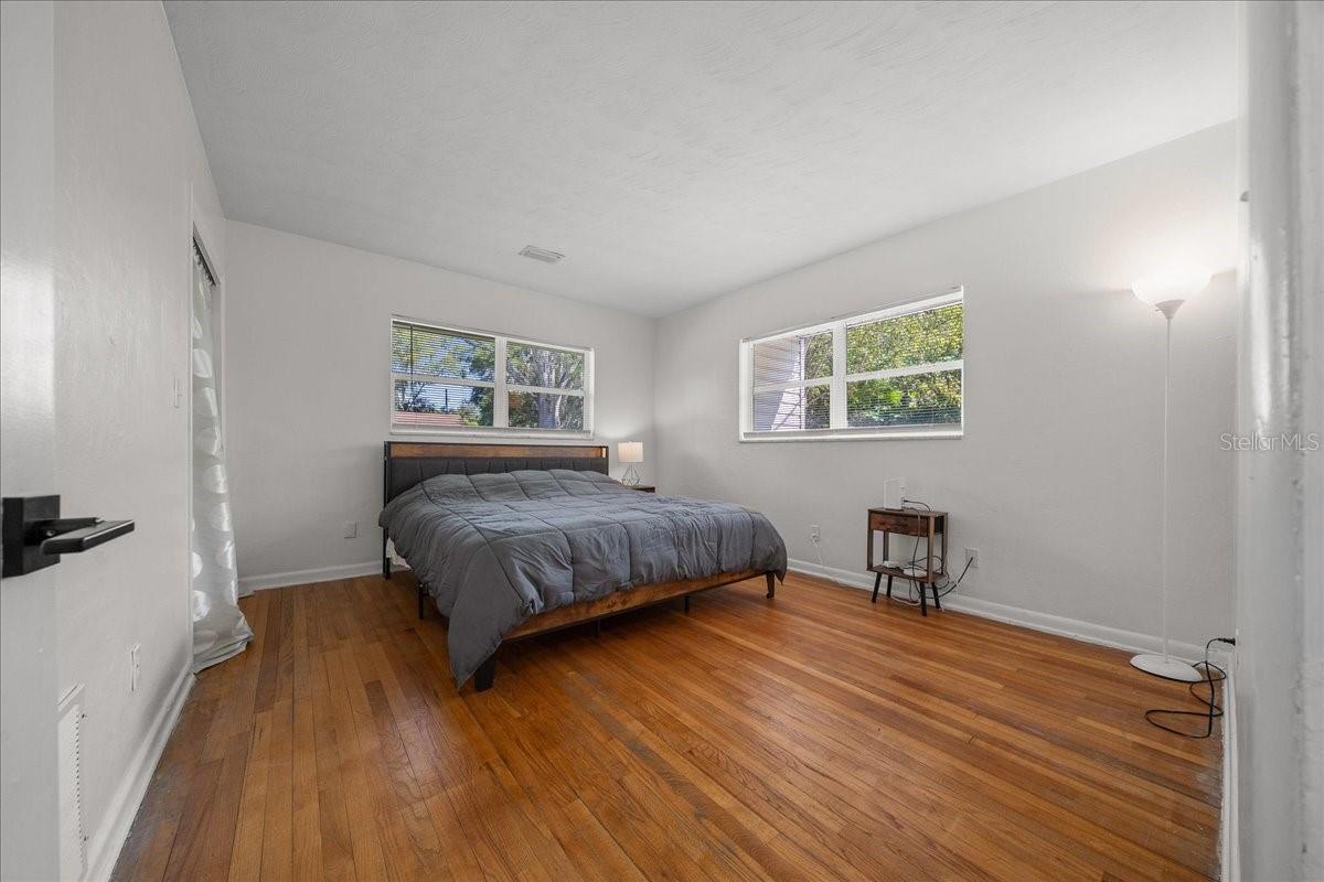 Image 16 of 35 For 2475 7th Avenue