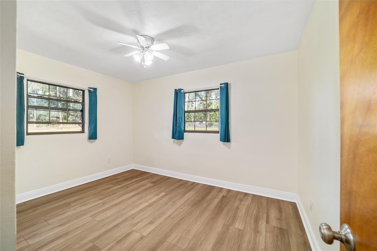 Image 38 of 50 For 5201 Jasmine Lane