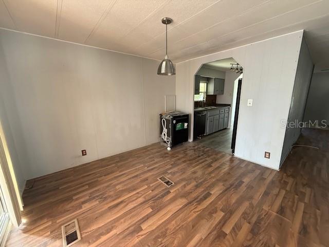 Image 7 of 29 For 14366 Starcross Street